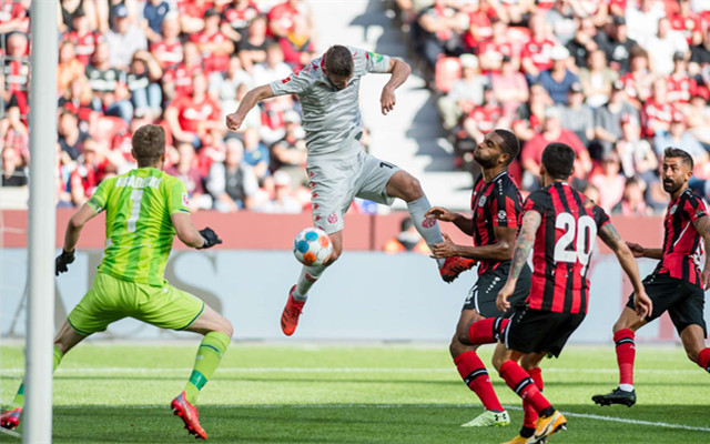  勒沃库森连胜终结遭遇狼堡顽强阻击  