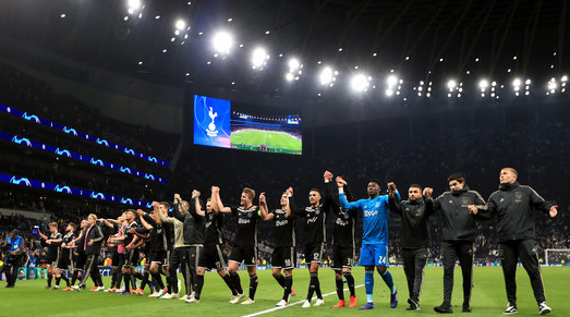  斯图加特青春风暴刮起德甲青春革命